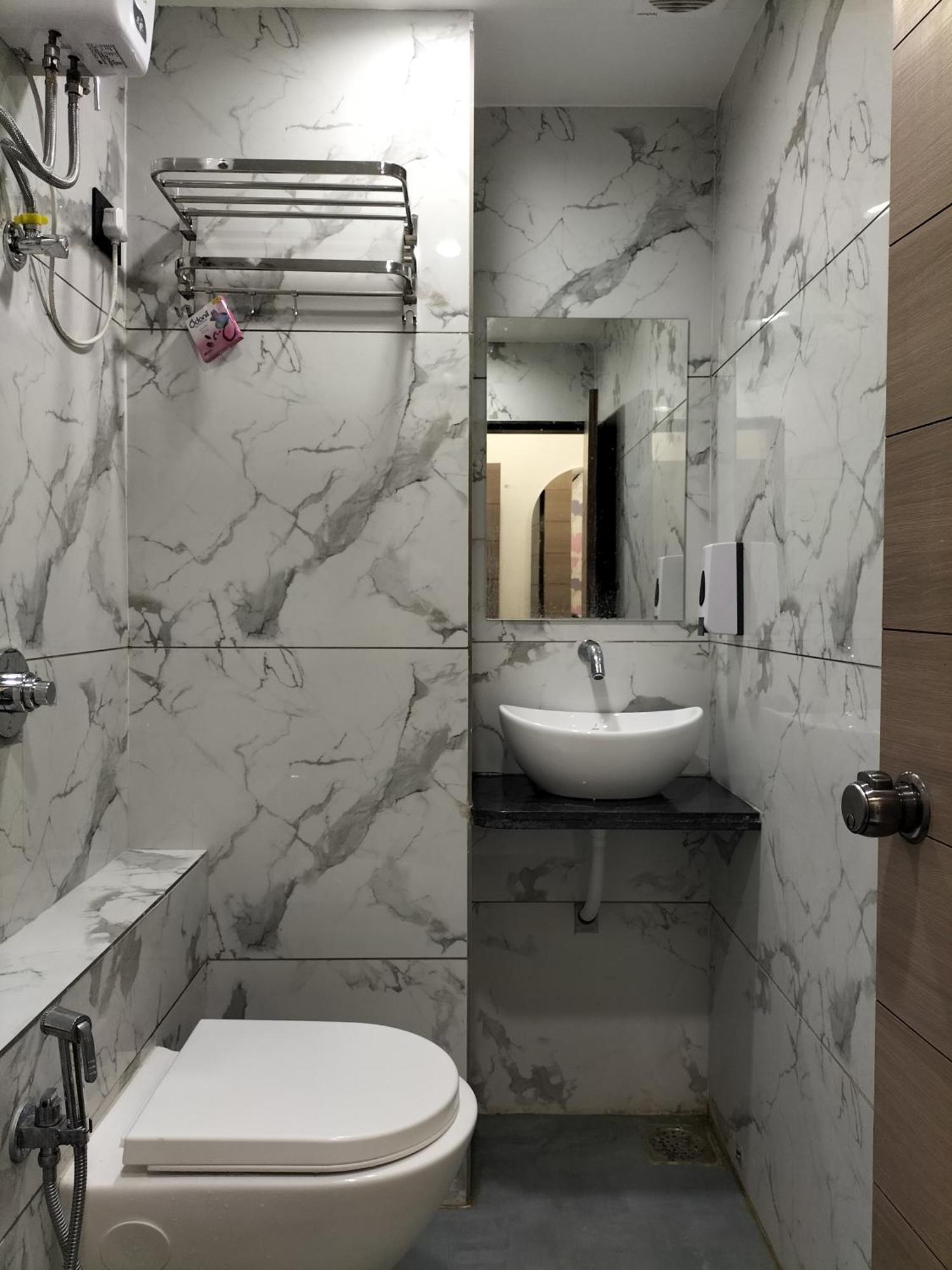 Hotel Paris Plaza Ахмедабад Екстериор снимка